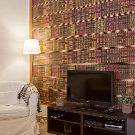 Charming Flat In Lisbon's Center!